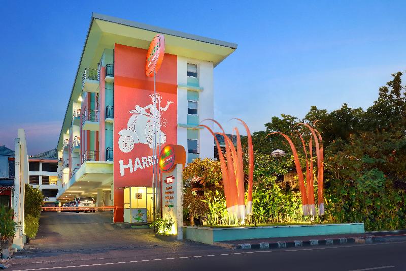 HARRIS Hotel & Residence Riverview Kuta Bali, Singapore