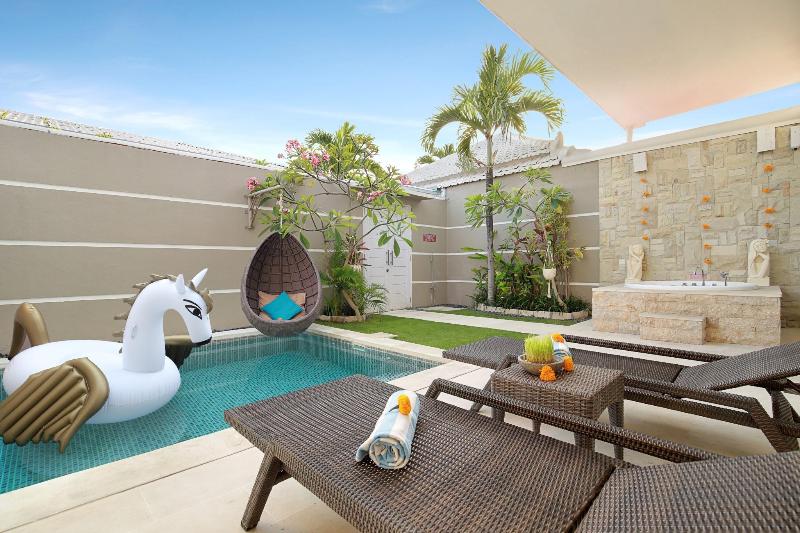 Bali Cosy Villas Seminyak, Singapore