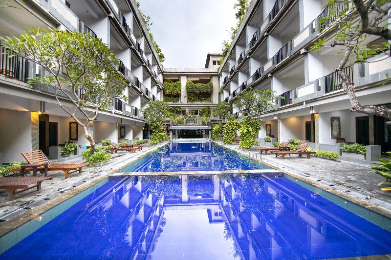 Champlung Mas Hotel Legian, Singapore