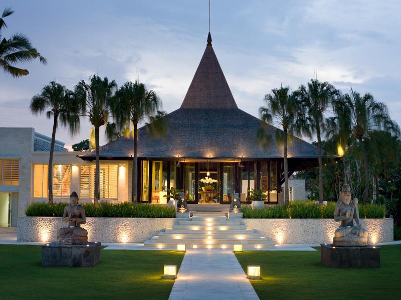 The Royal Santrian, Singapore