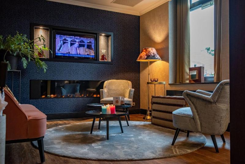 Photo of Restaurant, Hotel & Spa Savarin, 5-star hotel in The Hague (and vicinity)