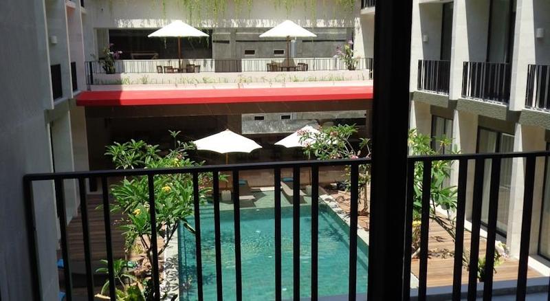Hotel Terrace at Kuta, Singapore