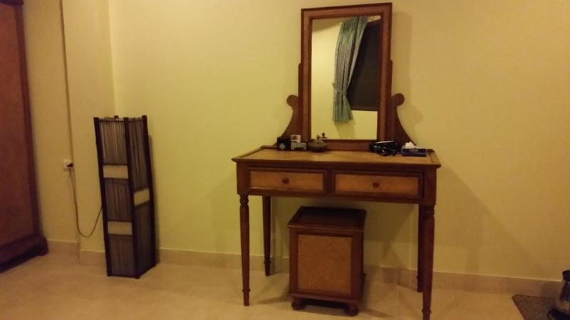 Photo of Villa Oranje, 2-star hotel in Chiang Mai