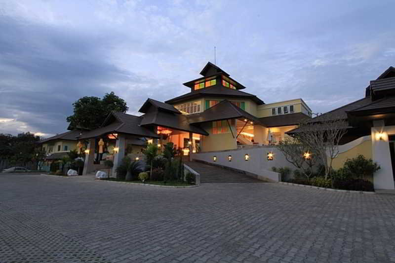 Mountain Creek Wellness Resort, Singapore