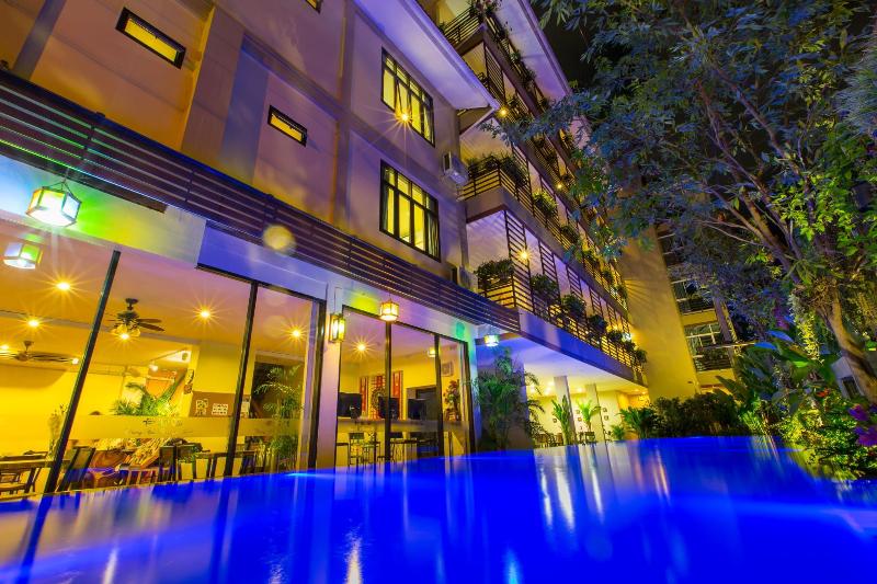 Chiang Mai Waroros Boutique Hotel, Singapore