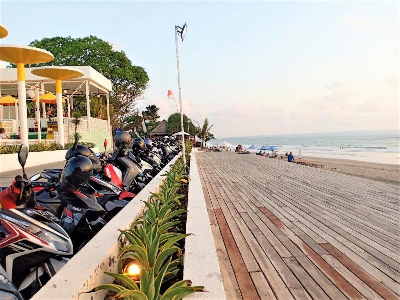 Harmony Beach Suite, Singapore