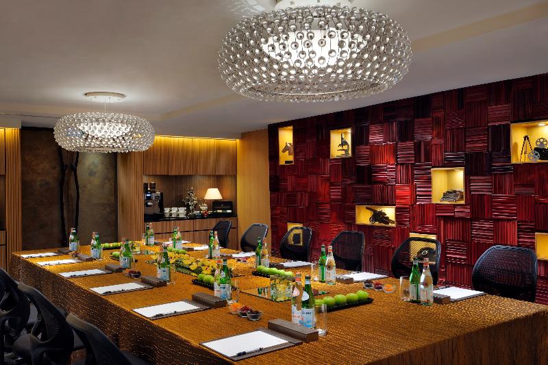 Photo of Oasia Resort Sentosa by Far East Hospitality, 5-star hotel in Singapore