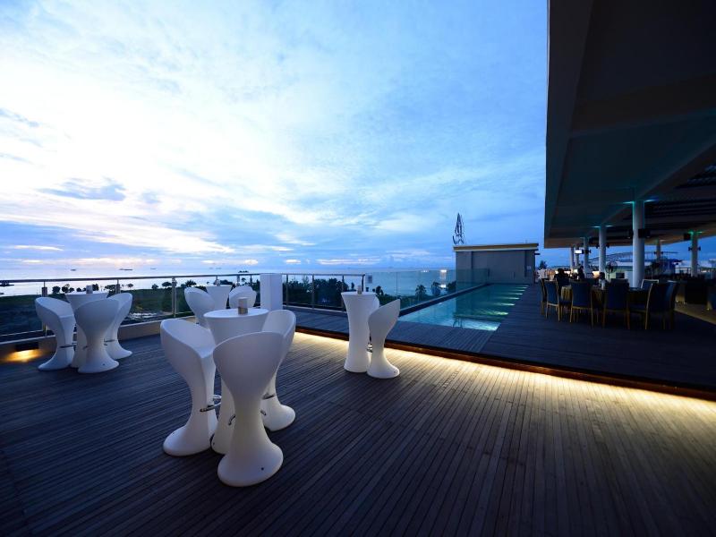 Photo of Goldenbay Hotel, 3-star hotel in Bintulu