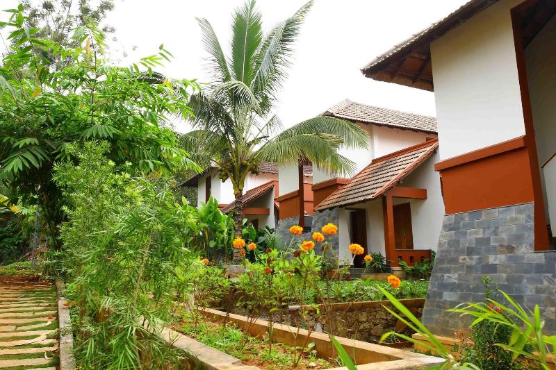 Photo of Vistara Resort, 4-star hotel in Sulthan Bathery
