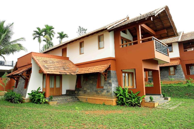 Photo of Vistara Resort, 4-star hotel in Sulthan Bathery