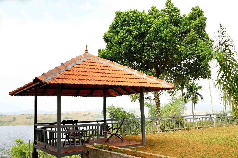 Photo of Vistara Resort, 4-star hotel in Sulthan Bathery