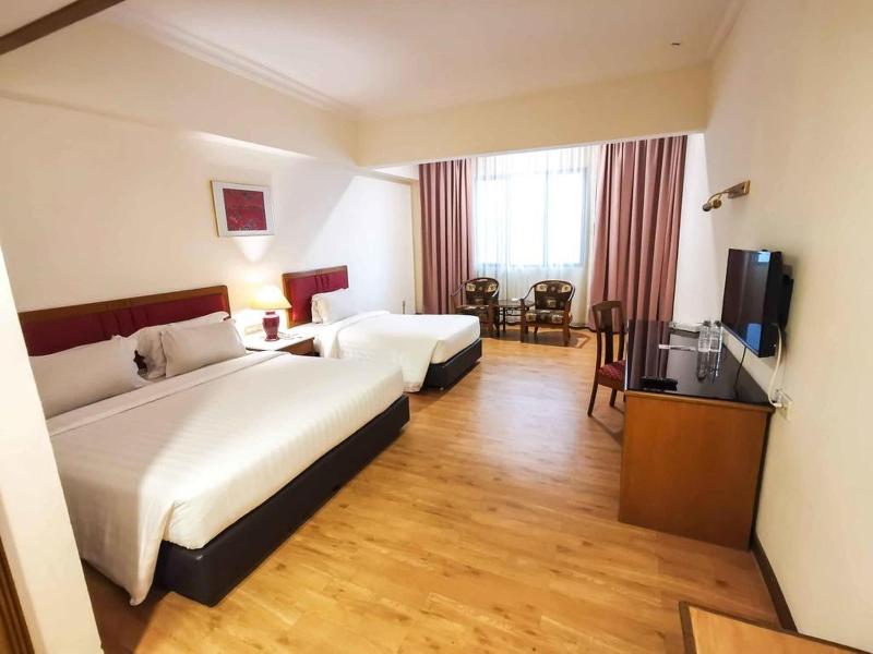 Photo of Crystal Crown Hotel Harbour View, 3-star hotel in Pelabuhan Klang