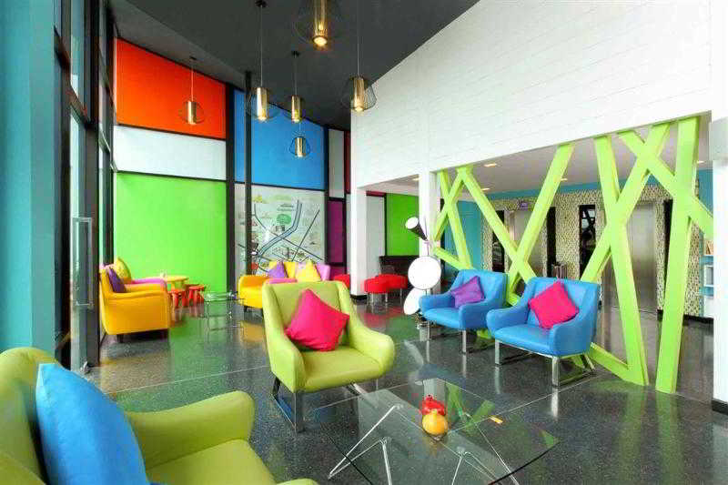 ibis Styles Chiang Mai, Singapore