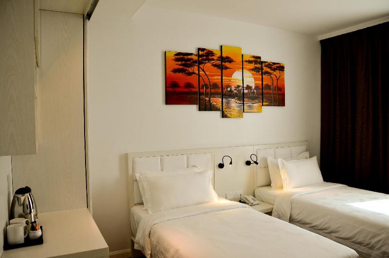 Pine Garden Hotel, Singapore
