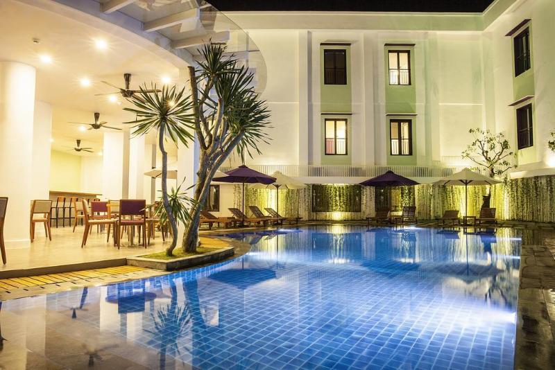 ÊMM Hotel Hue, Singapore