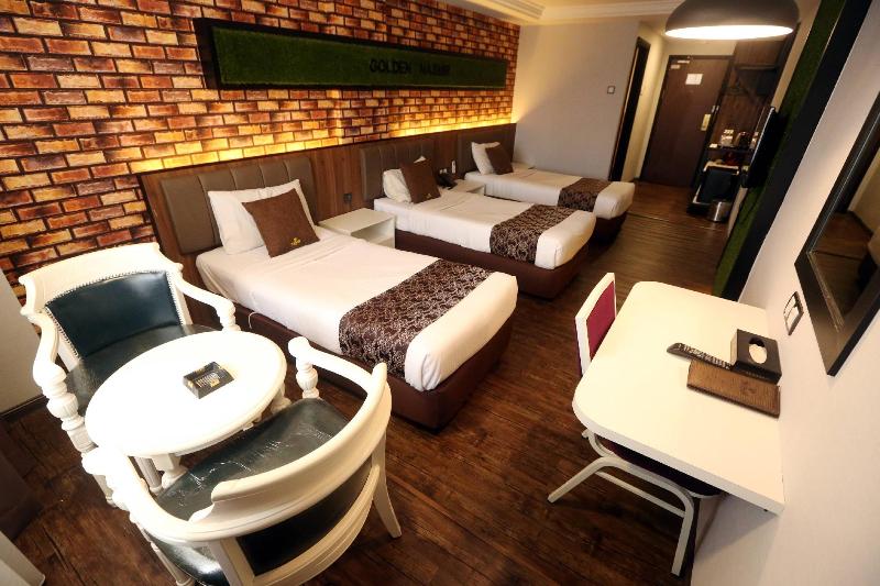 Photo of Golden Nasmir Hotel, 3-star hotel in Perai