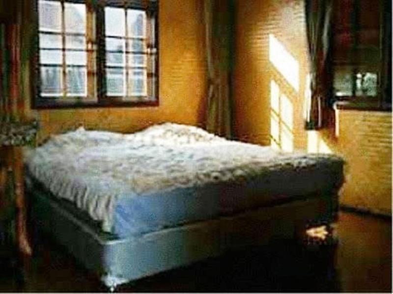 Photo of Patong Moon Inn Guesthouse, 2-star hotel in Bangla Road