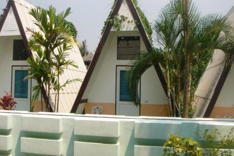 Photo of Patong Moon Inn Guesthouse, 2-star hotel in Bangla Road