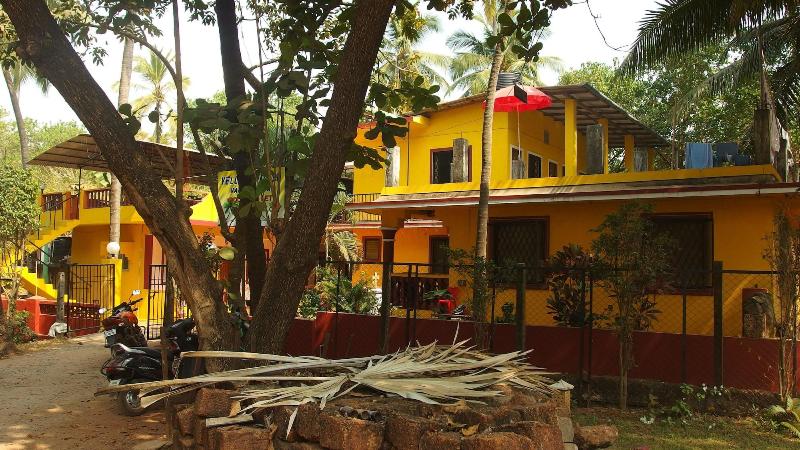 Photo of Yellow House, 3-star hotel in Vagator