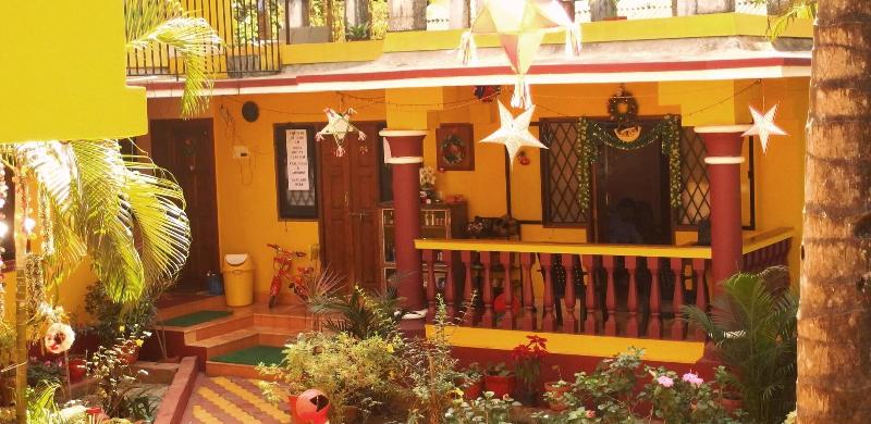 Photo of Yellow House, 3-star hotel in Vagator