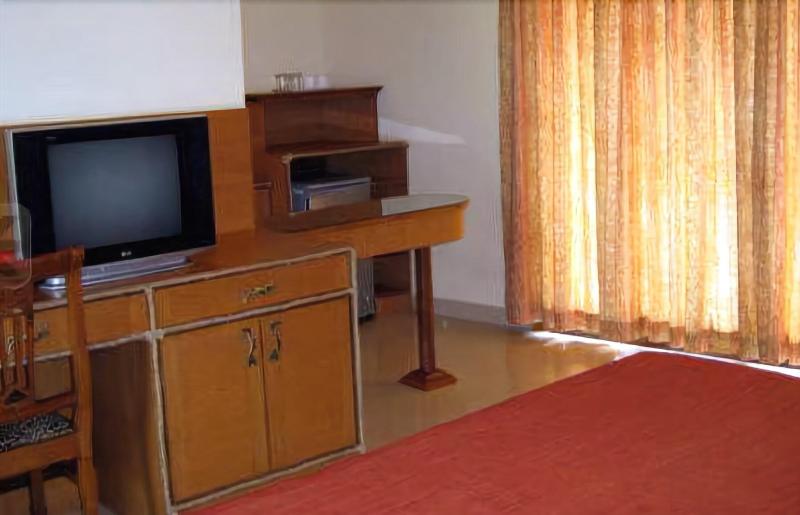 Photo of Renzo's Inn, 3-star hotel in Calangute