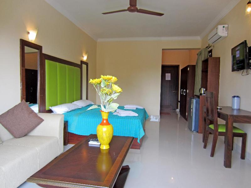 Photo of Riverside Regency Resort, 3-star hotel in Baga