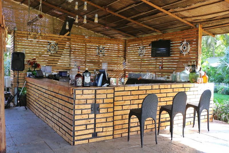 Photo of Montego Bay Beach Village, 3-star hotel in Morjim