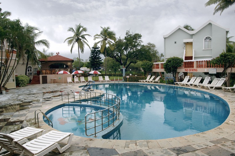 Photo of Whispering Palms Beach Resort, 4-star hotel in Candolim