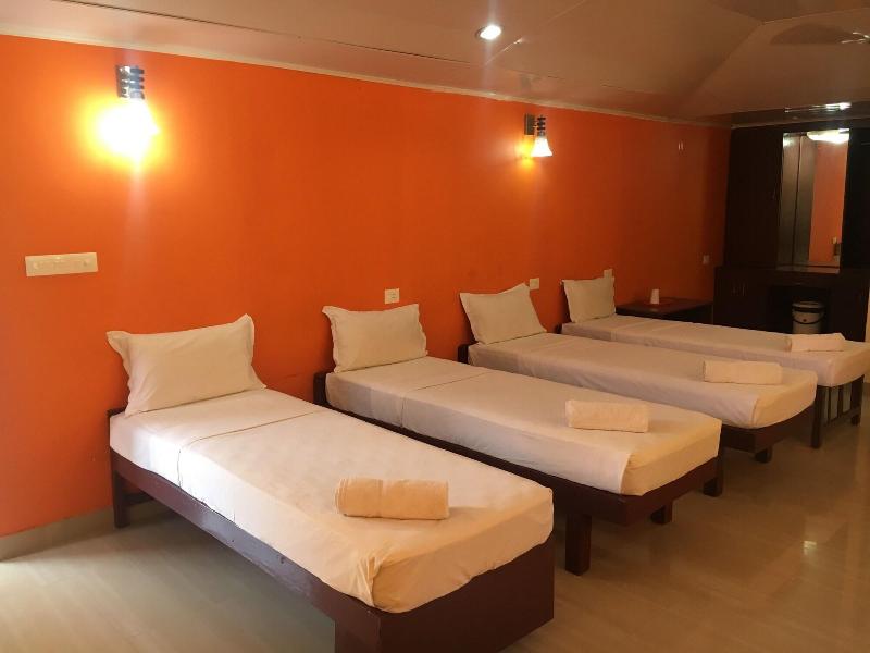 Photo of New Kovalam Beach Hotel, 2-star hotel in Thiruvananthapuram