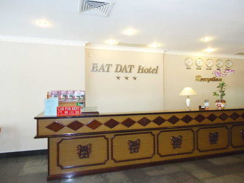Bat Dat Hotel, Singapore