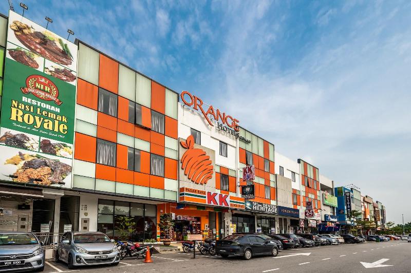 1 Orange Hotel KLIA & KLIA2, 2-star hotel in Sepang