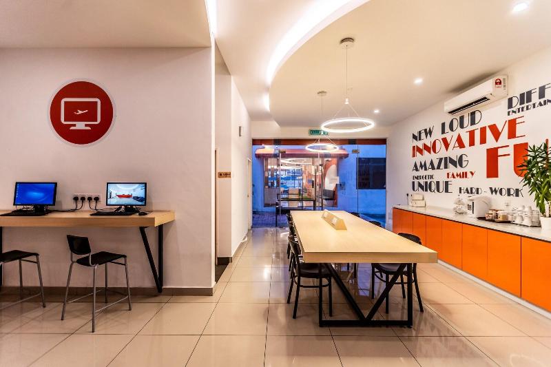 Photo of 1 Orange Hotel KLIA & KLIA2, 2-star hotel in Sepang