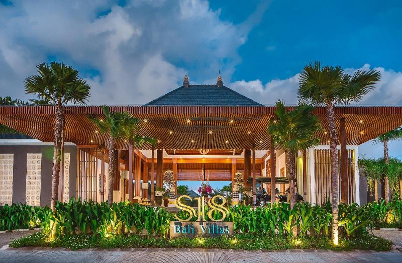 S18 Bali Villas, Singapore