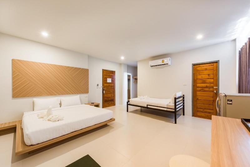 Phuket Marine Poshtel - Hostel, Singapore