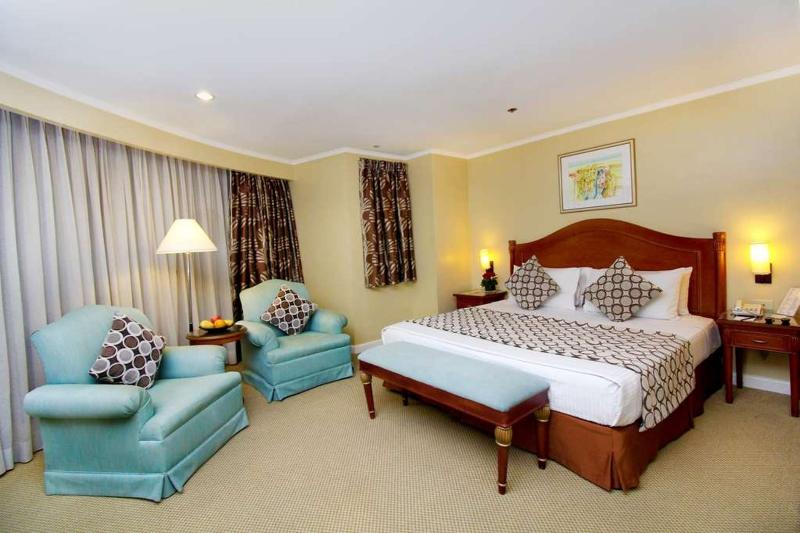 Photo of Oxford Suites Makati, 3-star hotel in Downtown