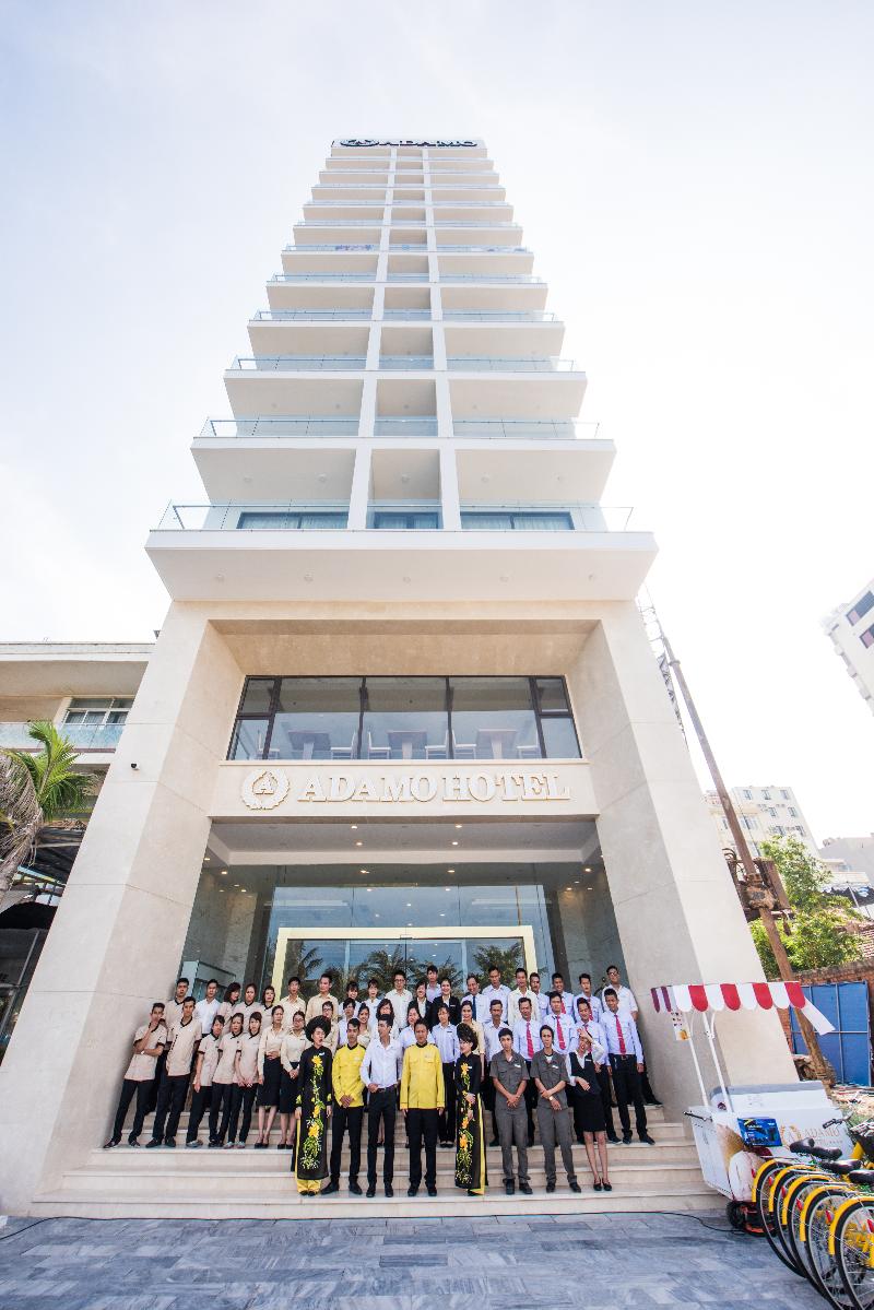 Yarra Ocean Suites Danang, Singapore