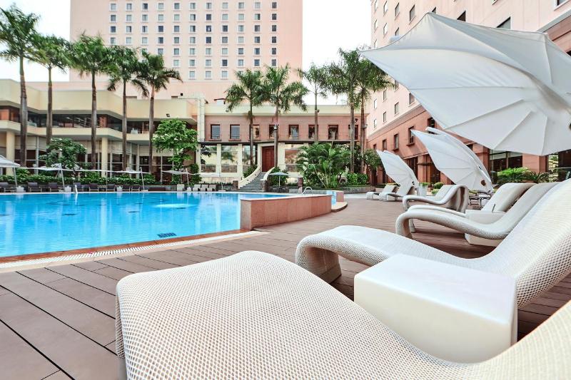 Lotte Legend Hotel Saigon, Singapore