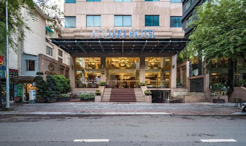 Aquari Hotel, Singapore