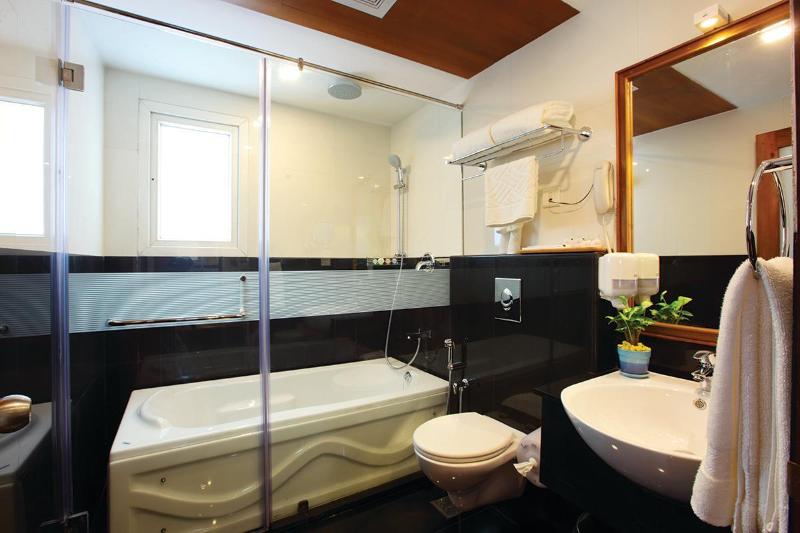 Photo of Le maritime Kochi, 5-star hotel in Cochin (and vicinity)