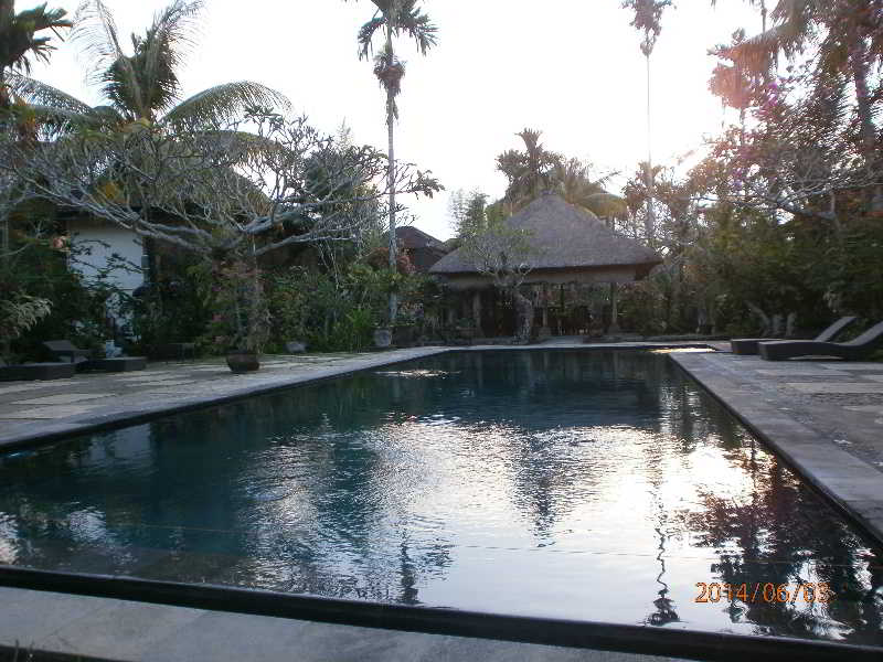 Ubud Inn Cottages, Singapore