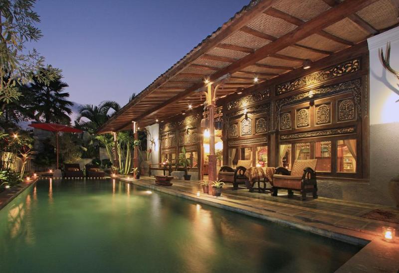 Ubud Syailendra Villas, Singapore