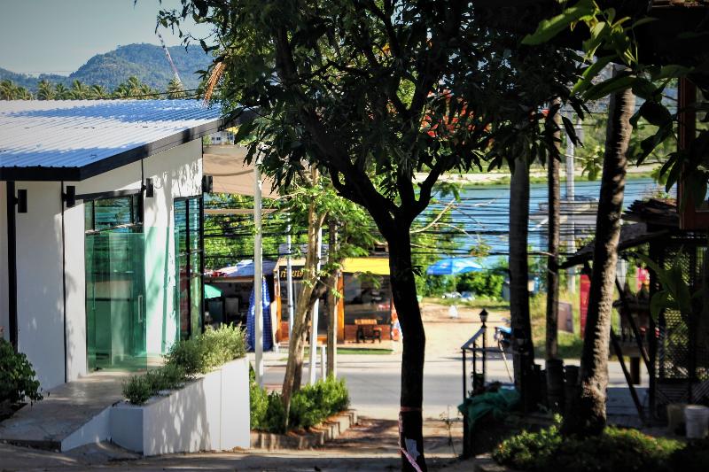 Photo of Alpha Gay Resort & Spa - Men Only, 3-star hotel in Koh Samui