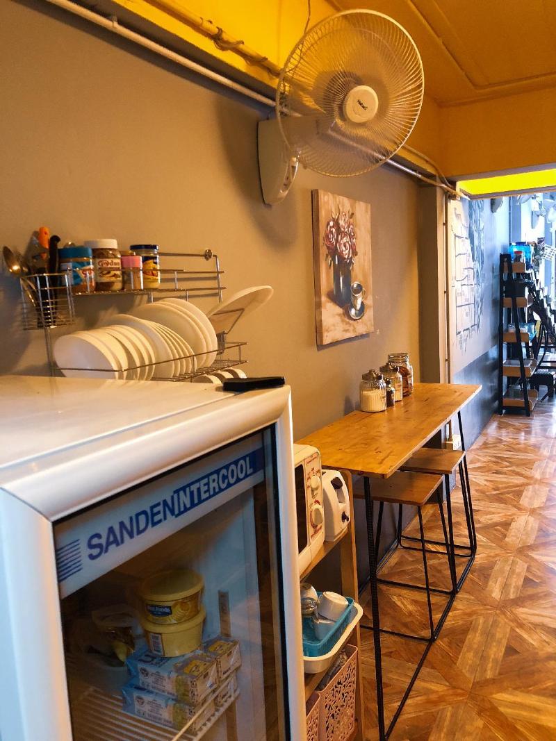 Photo of U2 & ismile Hostel, 2-star hotel in Chang Phueak