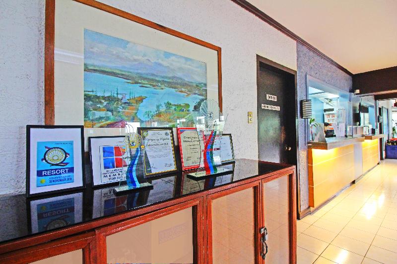 Photo of Caliraya Resort Club, 3-star hotel in Laguna (province)