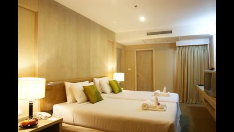 Photo of Niran Grand Hotel, 3-star hotel in Bang Na