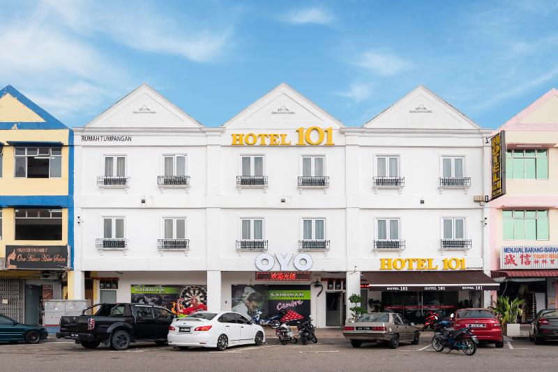 Photo of OYO 89420 HOTEL 101, 2-star hotel in Ulu Tiram