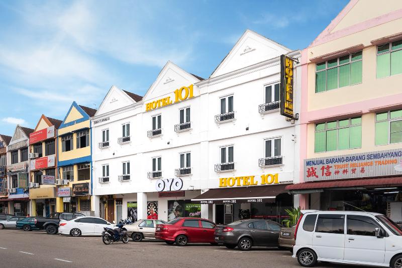 Photo of OYO 89420 HOTEL 101, 2-star hotel in Ulu Tiram