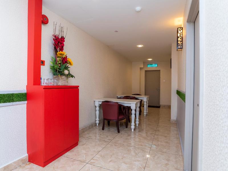 Photo of OYO 89420 HOTEL 101, 2-star hotel in Ulu Tiram