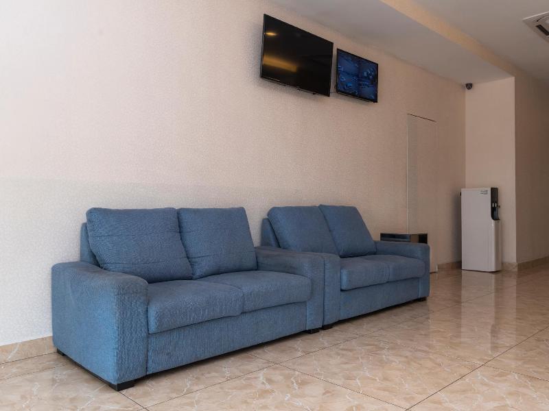 Photo of OYO 89420 HOTEL 101, 2-star hotel in Ulu Tiram