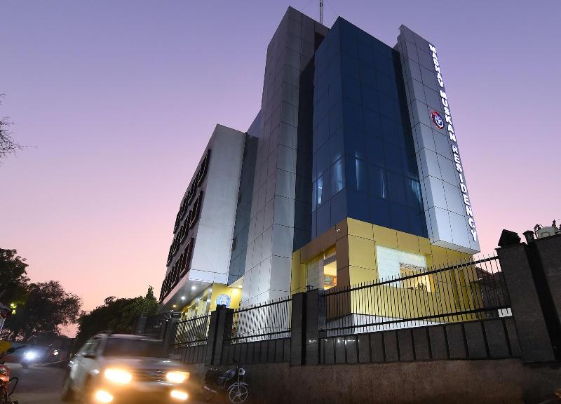 Photo of Madhav Muskan Residency, 3-star hotel in Mathura (and vicinity)